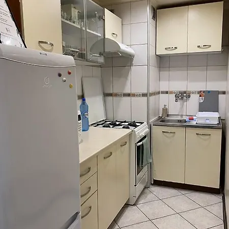 בית הארחה Art №1 Grzybowska 39 ורשה